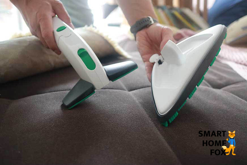 Den großen Aufsatz abnehmen